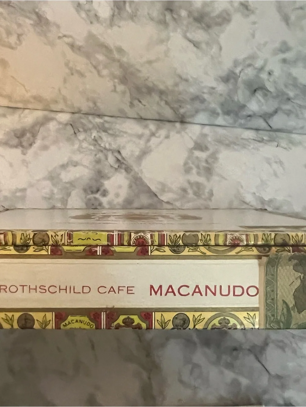 Montego Y Cia Decorative Cigar Box - Cream and Gold